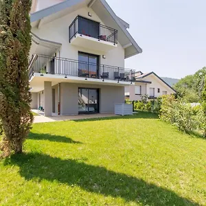 Appartement Duplex Jardin, Sévrier